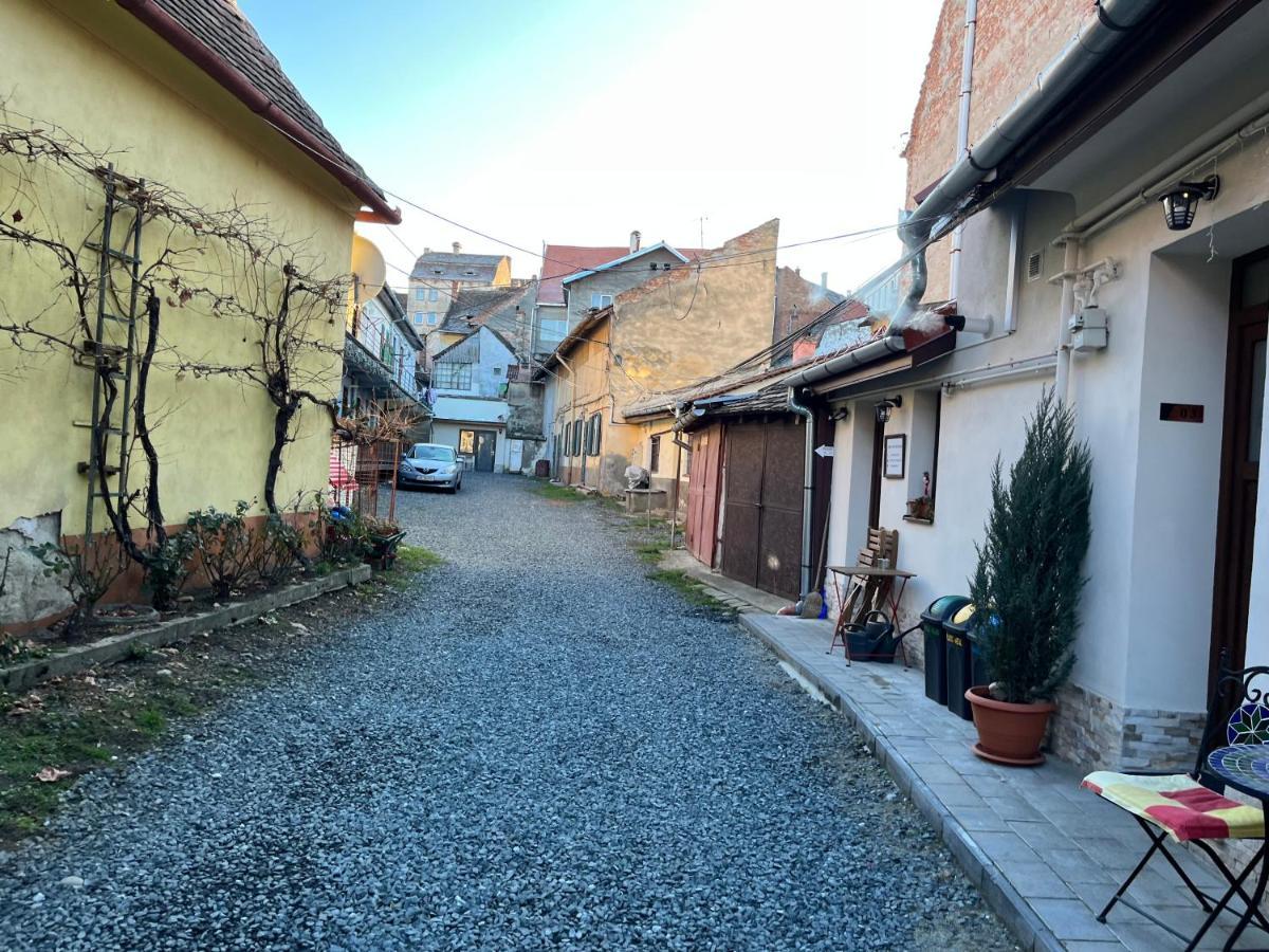 Old Town Studio 9 Mai Sibiu Ngoại thất bức ảnh